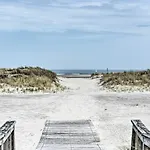 Condo With Pool Access On Wildwood Crest Beach!