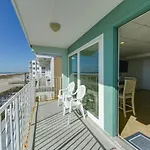 Stunning Beachfront Condo With Panoramic Ocean View
