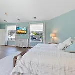 309 E Jefferson Ave