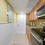 Updated Oceanside Condo - 5 Miles To Cape May!