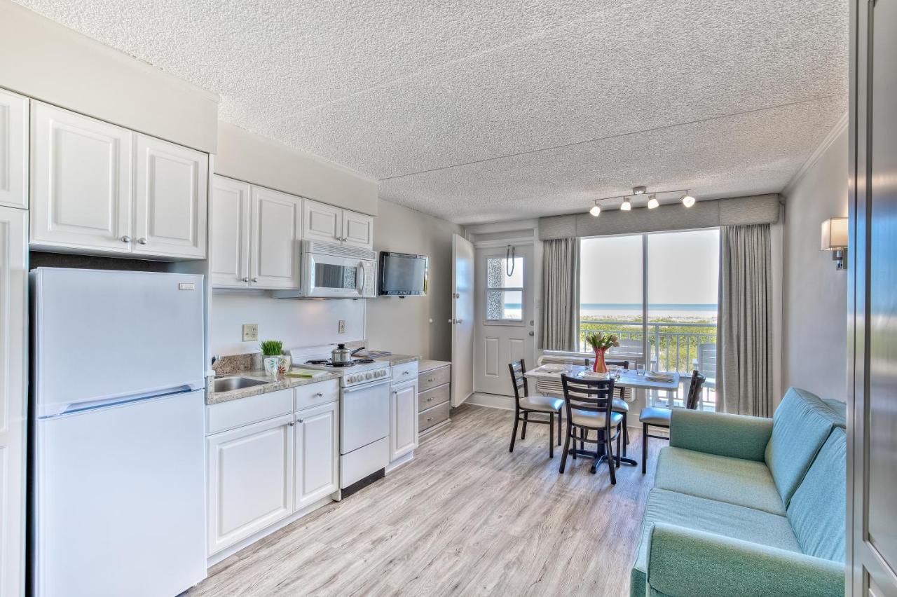 Armada By The Sea 3*