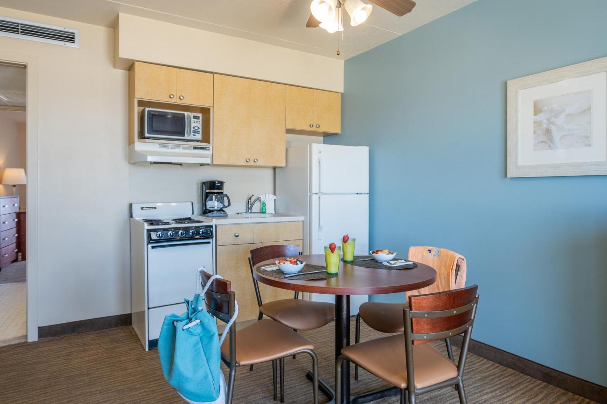 Resort Reges Oceanfront 3*