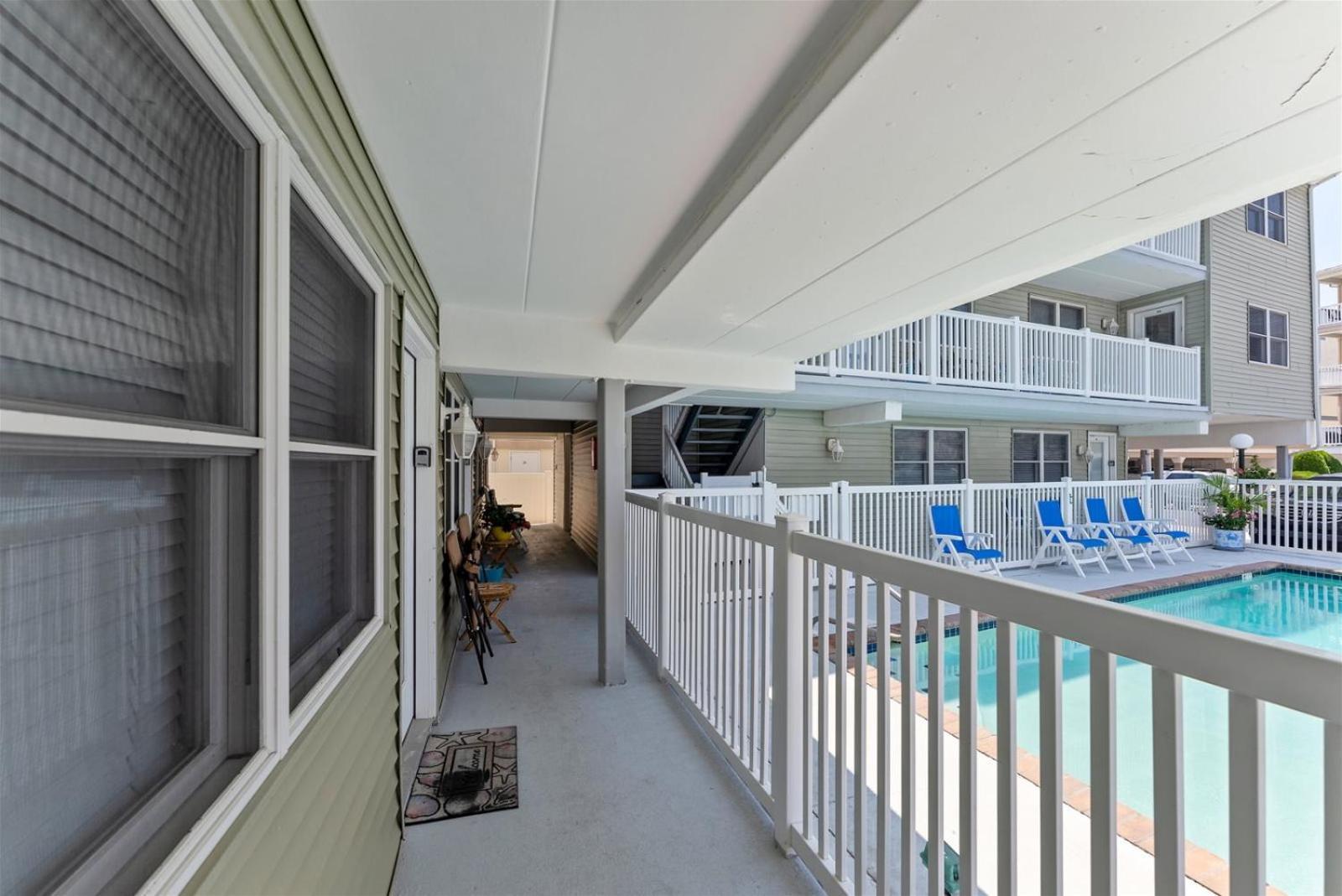 7203 Atlantic Ave, Unit 101 Apartment