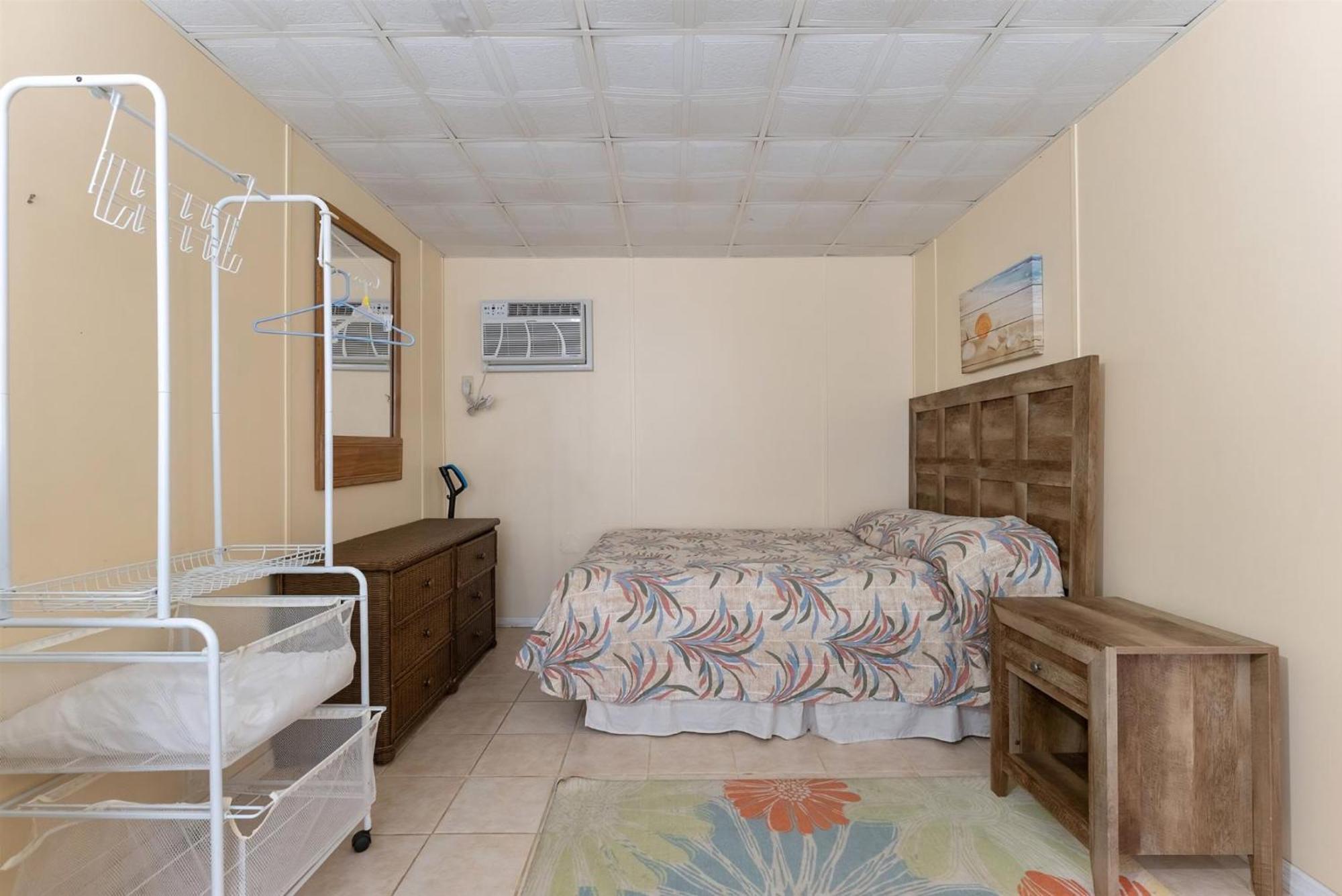 404 E Denver Ave, Unit 403 *