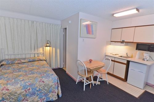 Sea Scape Motel