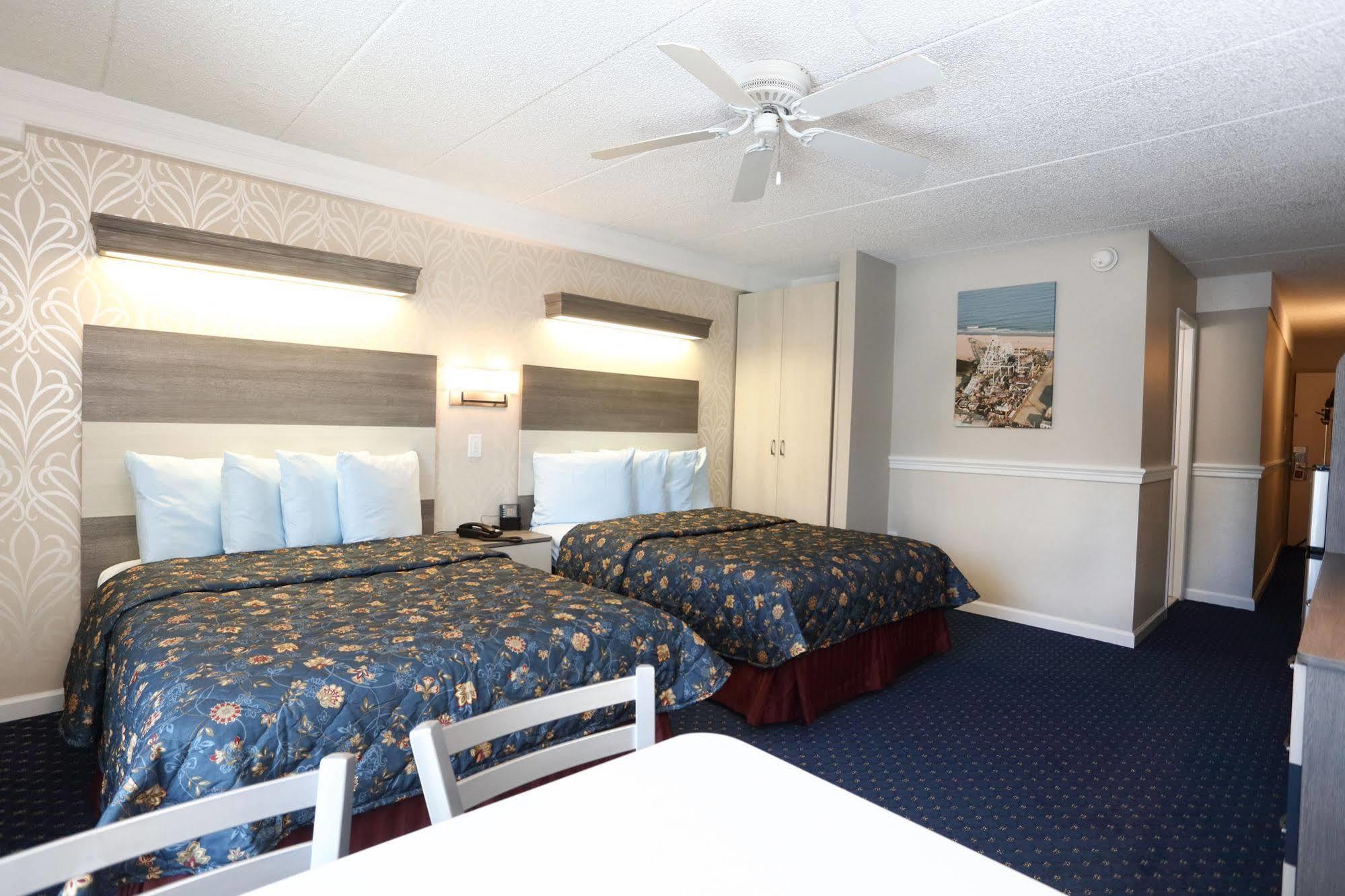 Adventurer Oceanfront Hotel