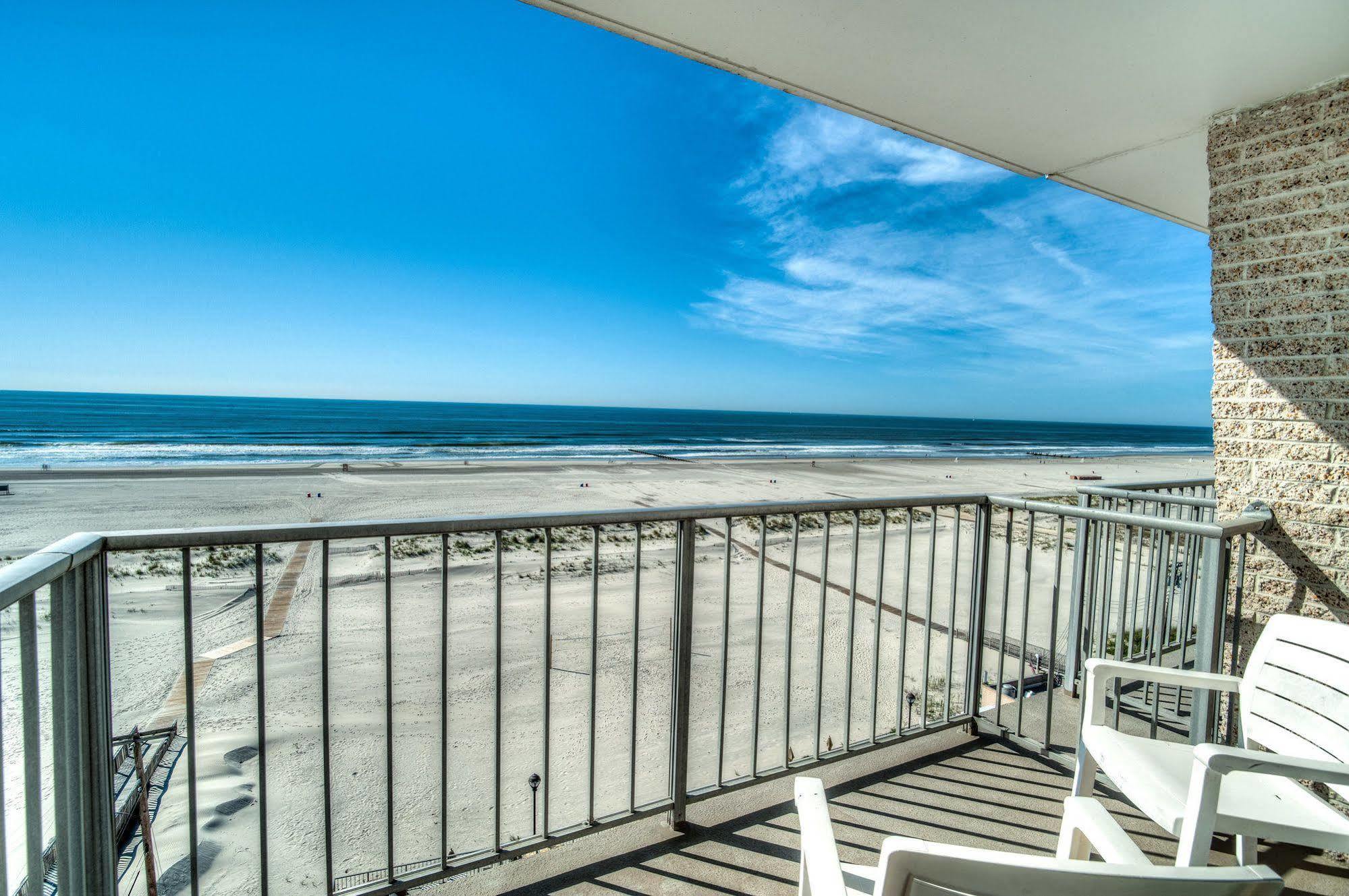 Reges Oceanfront