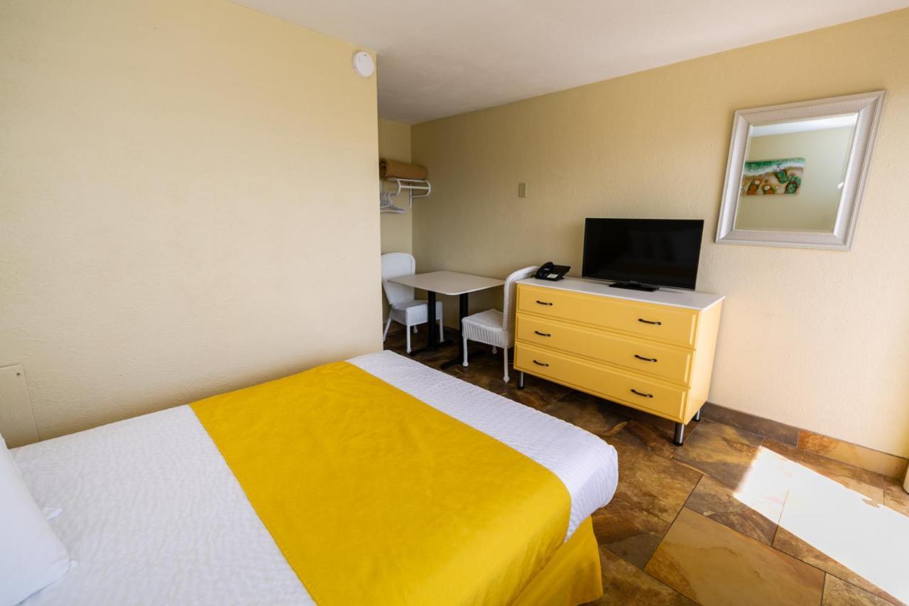American Safari Motel 3*