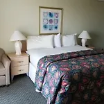 Water\'S Edge Ocean Resort