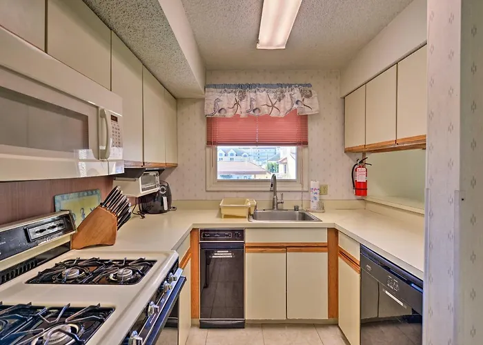 Townhome With Balcony Less Than 1 Mi To Wildwood Crest Bch!