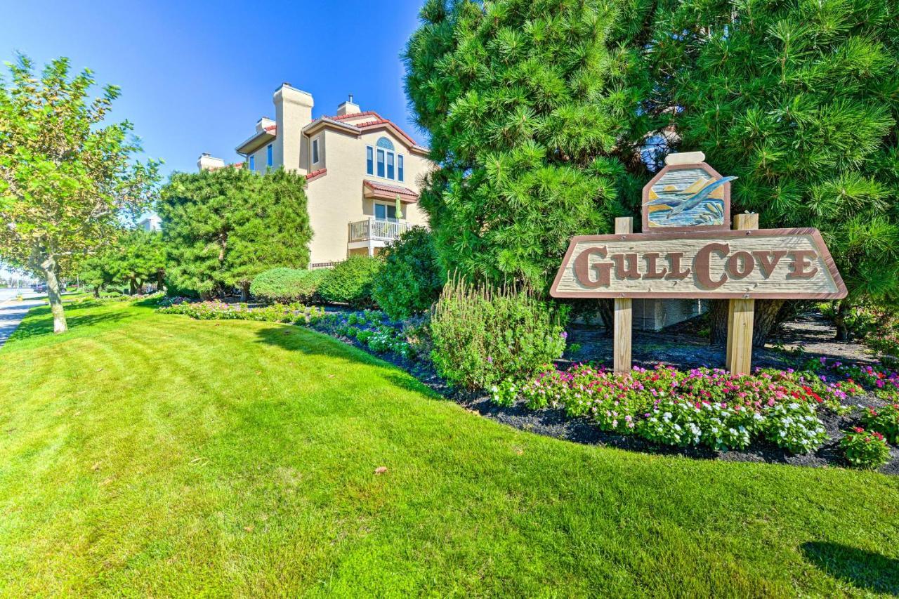 Holiday home Townhome With Balcony Less Than 1 Mi To Bch!