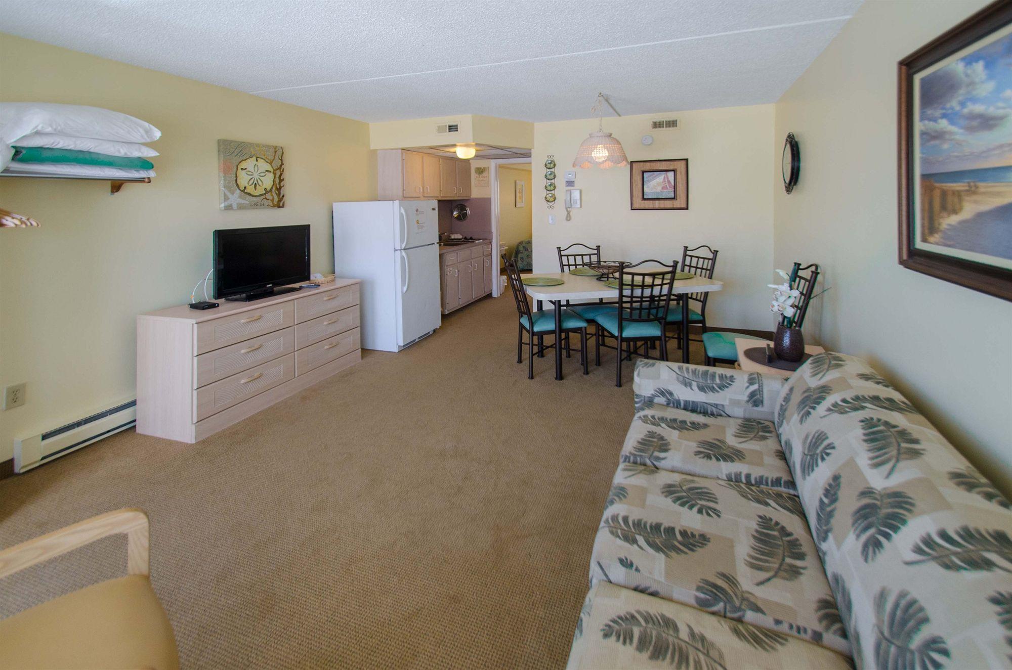 Motel Acacia Beachfront 2*
