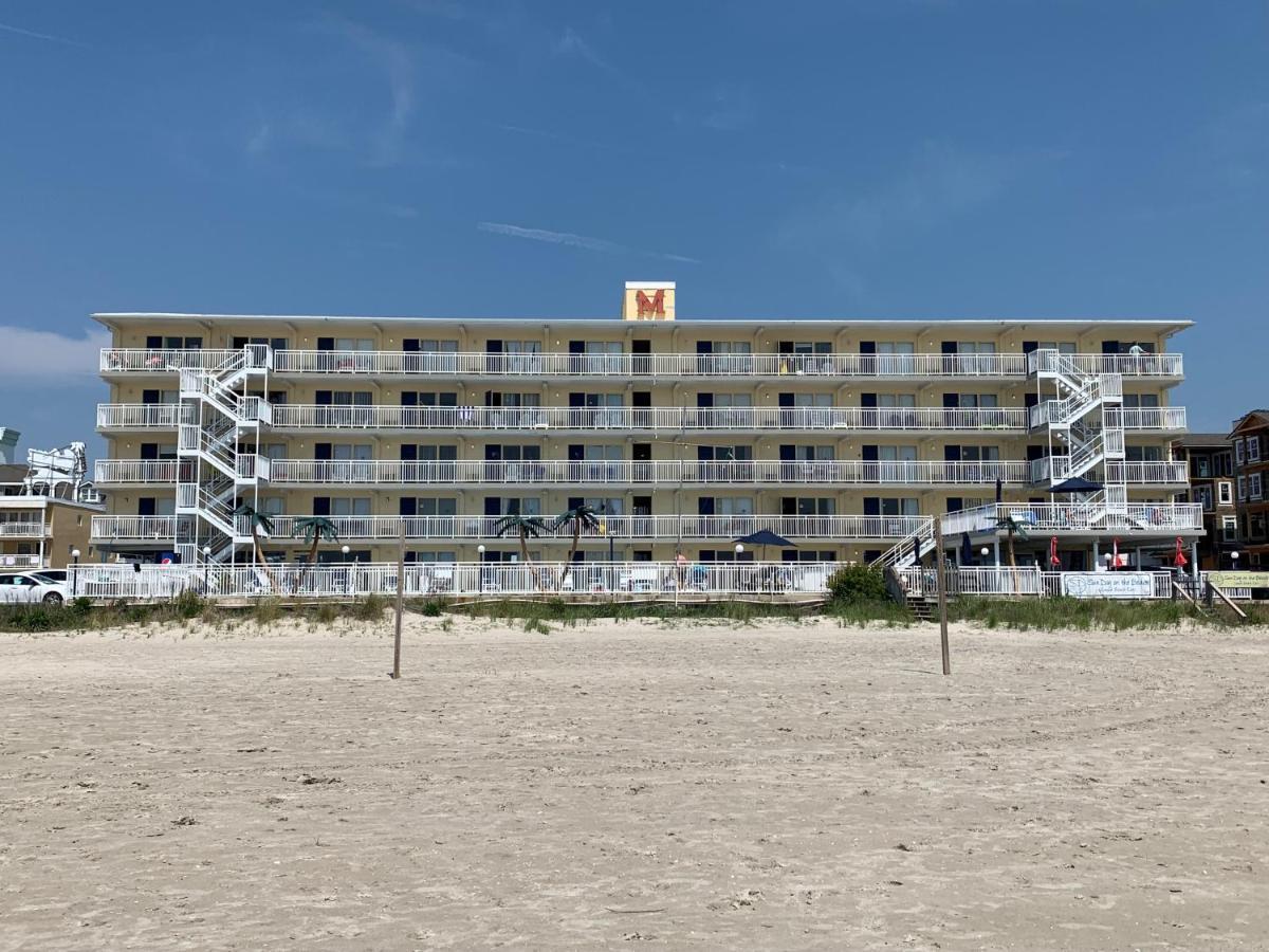 Madrid Ocean Front Condominium 3*