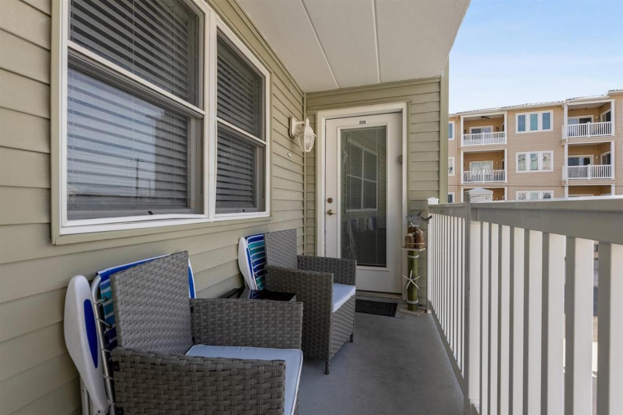 7203 Atlantic Ave, Unit 208 Apartamento