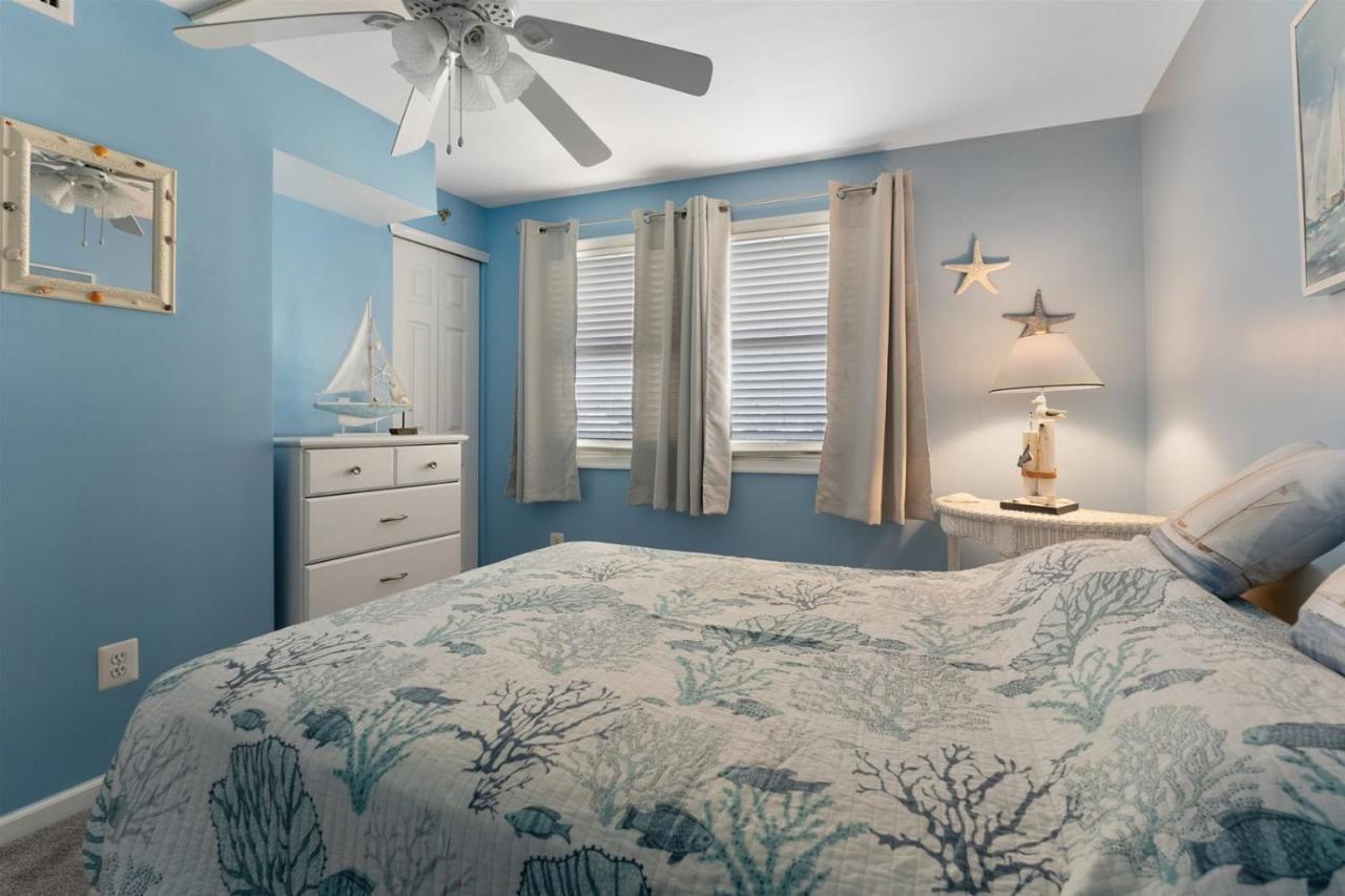 7203 Atlantic Ave, Unit 208 Apartamento *