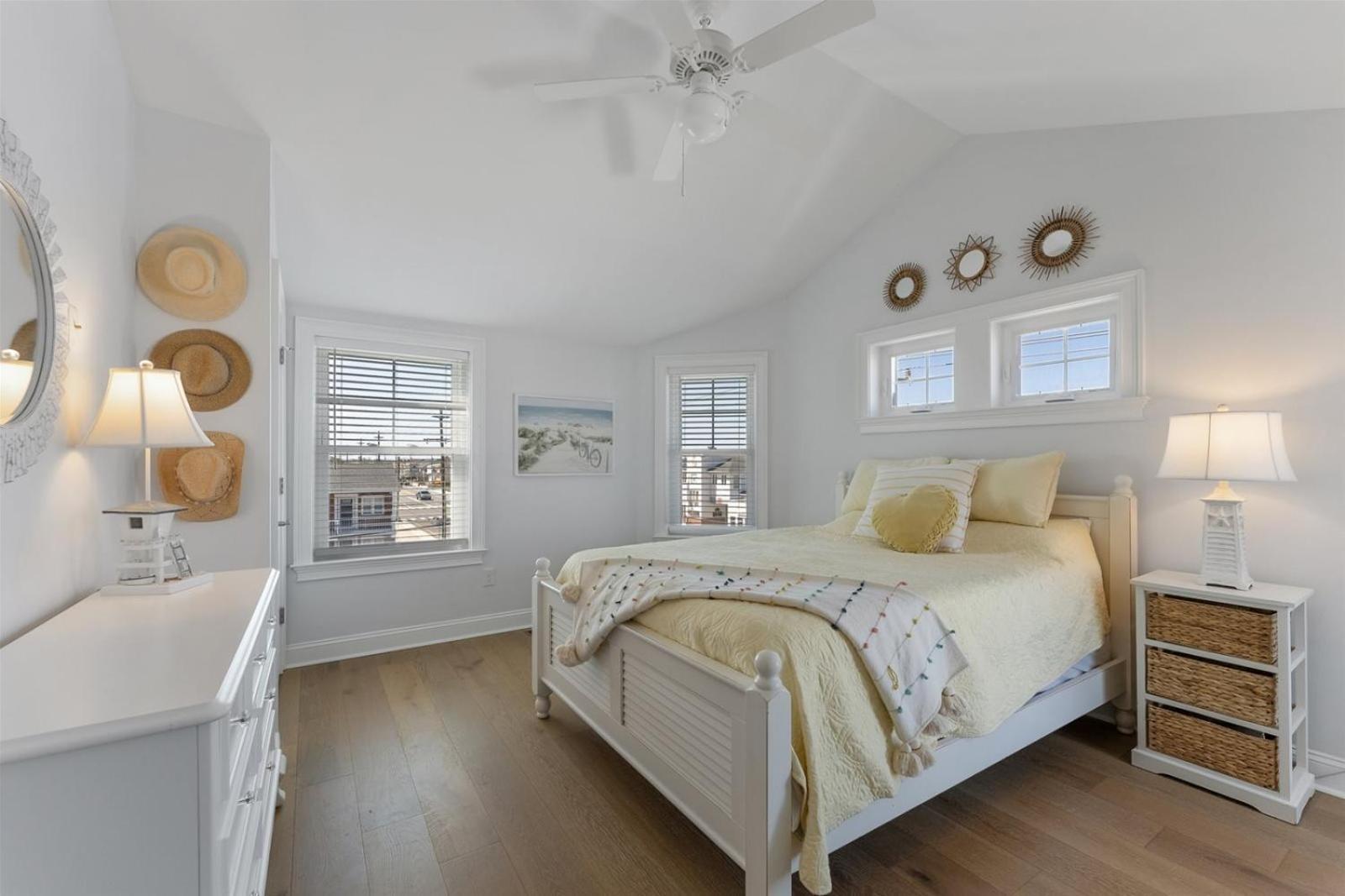 7011 Pacific Ave * Wildwood Crest