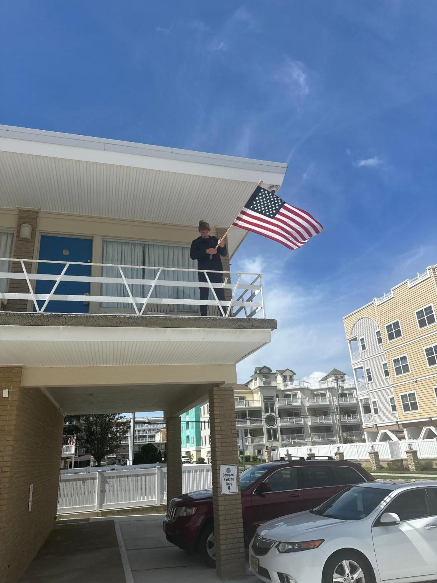 Colony Motel 3*