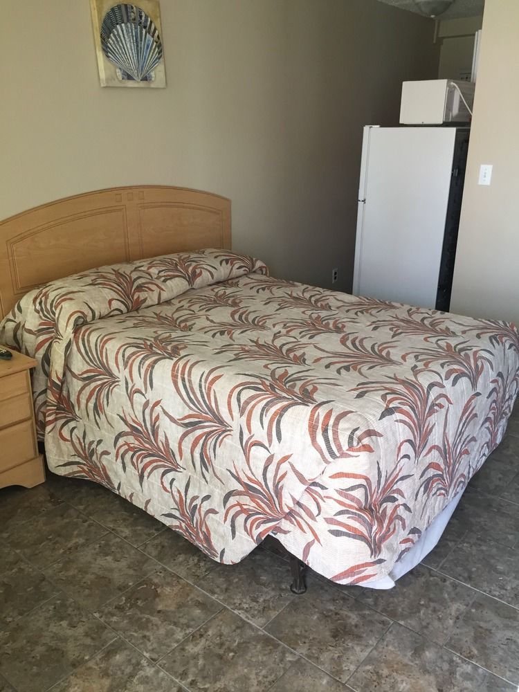 Four Winds Motel 2*