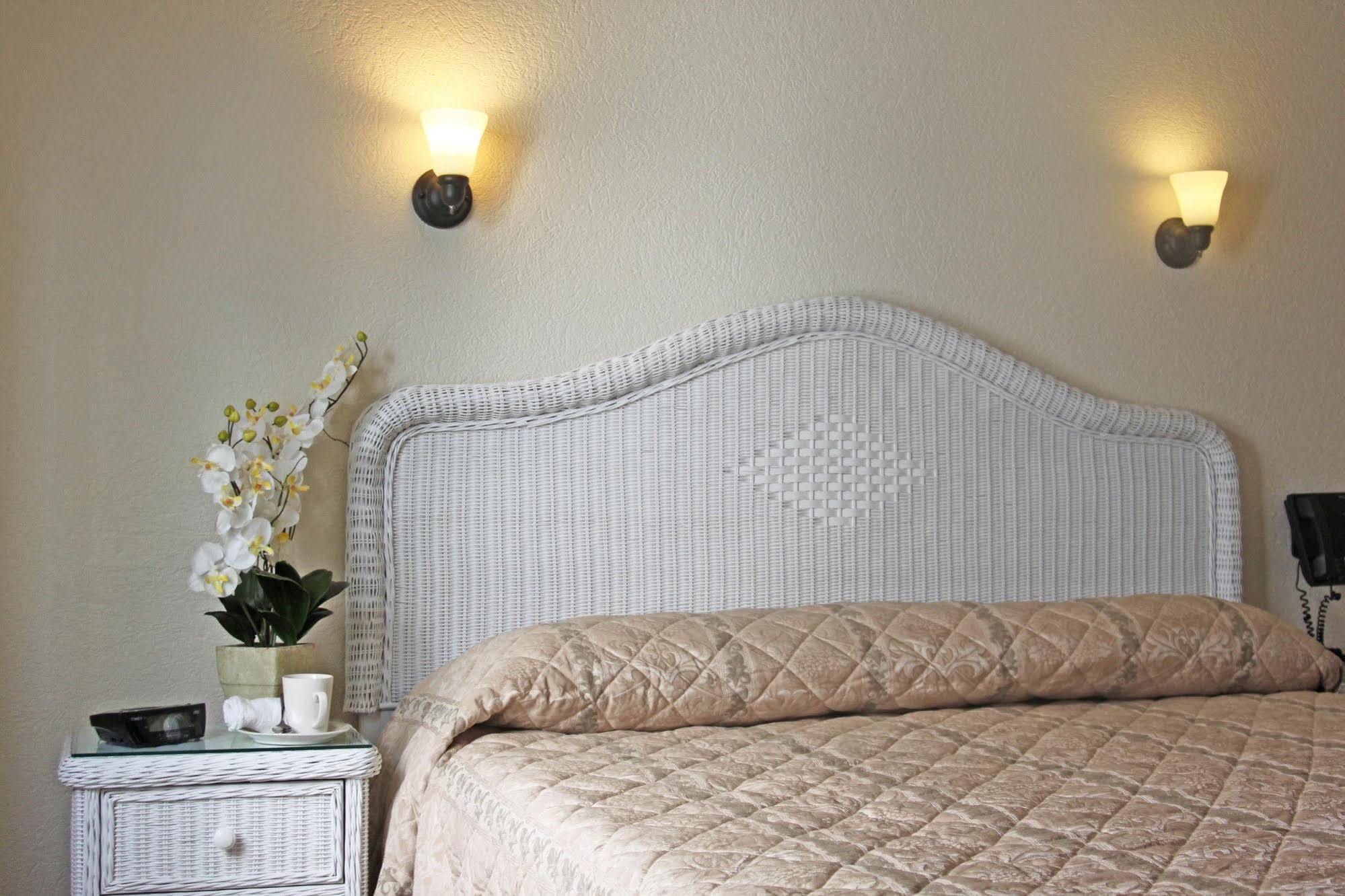 Crystal Motor 2* Wildwood Crest