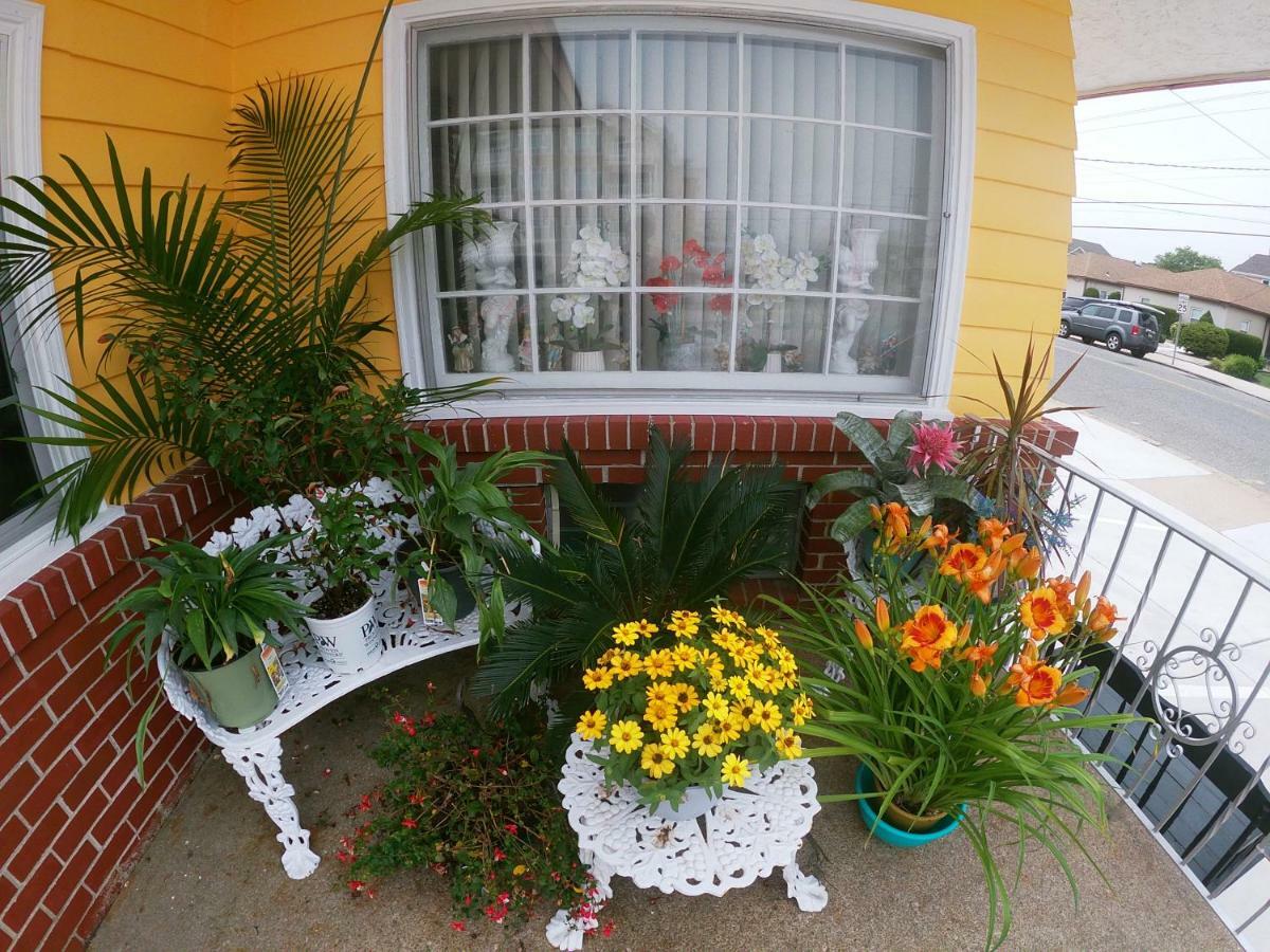 Sea Chest Motel In W1Ldw00D Cr3St